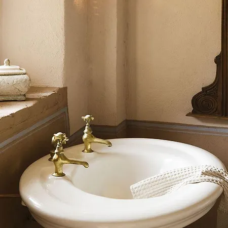 Maison Otto Oda ve Kahvaltı Bossolasco